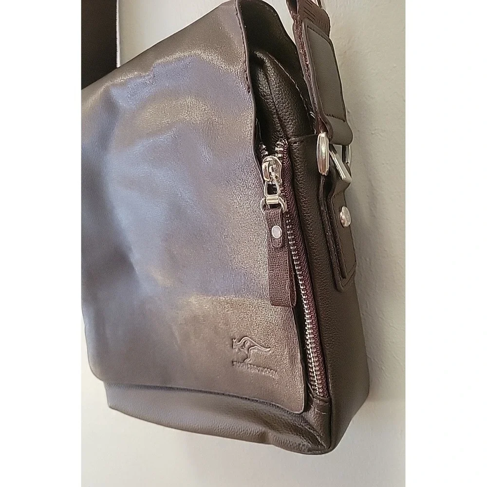 Kangaroo Kingdom Brand Messenger bag Tablet cross body Mens Leather